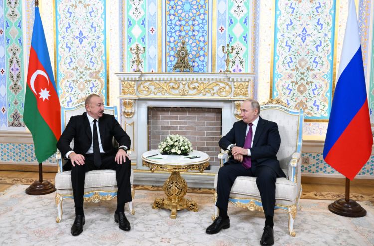 Prezident Putin Rusiya ilə Azərbaycan arasında humanitar əlaqələrin yüksək səviyyədə olduğunu qeyd edib