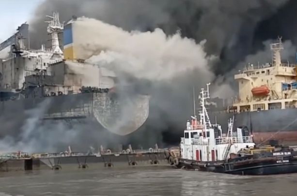 İndoneziyada yanğın nəticəsində 10 nəfər ölüb