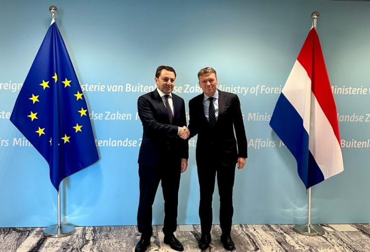 Azərbaycan ilə Niderland arasında ikitərəfli və çoxtərəfli gündəlikdə olan mövzular müzakirə olunub