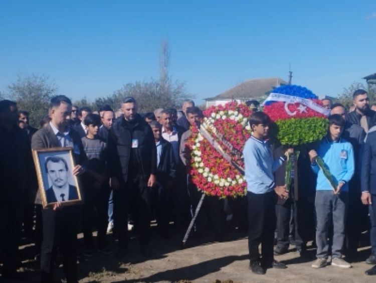 İtkin şəhid Teymur Allahverdiyev Neftçalada dəfn edilib