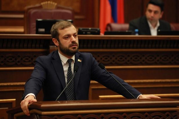 Ermənistan Almaniyadan 152 milyon avro alacaq