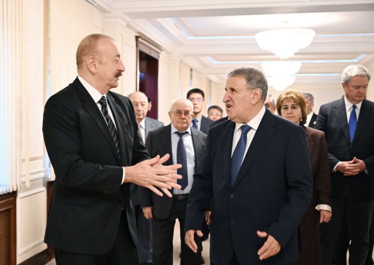 AMEA-nın 80 illik yubiley yığıncağı keçirilib, Prezident İlham Əliyev tədbirdə çıxış edib<font color=red> - FOTOLAR</font>