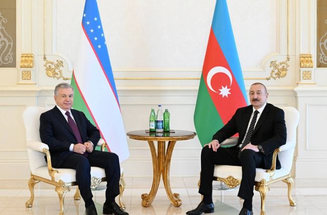 Özbəkistan Prezidenti İlham Əliyevi Zəfər Günü münasibətilə təbrik edib