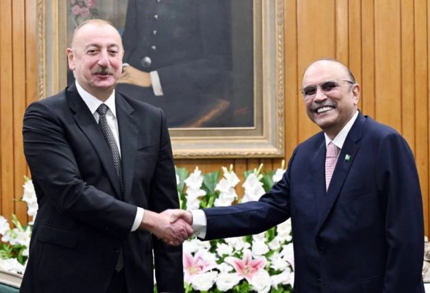 Pakistan Prezidenti İlham Əliyevi Zəfər Günü münasibətilə təbrik edib