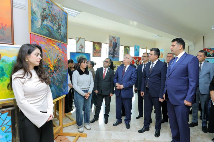 Naxçıvan Dövlət Universitetində “Zəfər irsi” adlı konfrans təşkil olunub<font color=red> - VİDEO</font>