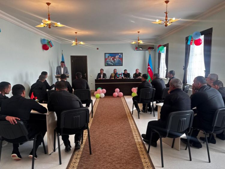 Naxçıvanda məhkumlar arasında intellektual oyun keçirilib<font color=red> - FOTOLAR</font>