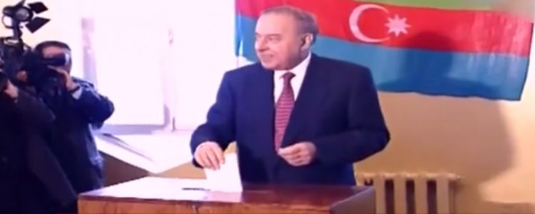 MÜSTƏQİL AZƏRBAYCANIN ƏSAS QANUNUNUN QƏBULUNDAN 30 İL ÖTÜR<font color=red> - VİDEO</font>