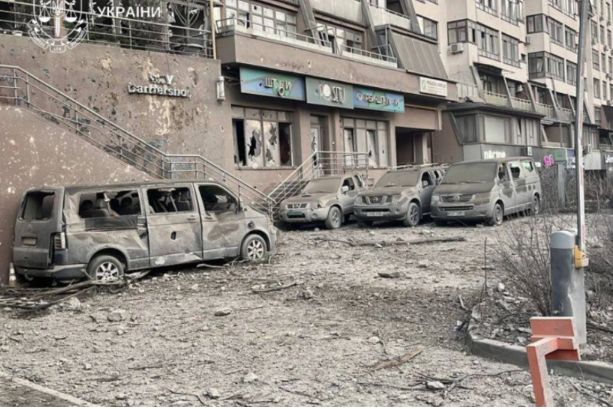 Kiyevə raket hücumu zamanı Azərbaycanın Ukraynadakı səfirliyinə ciddi ziyan dəyib<font color=red> - FOTOLAR</font>