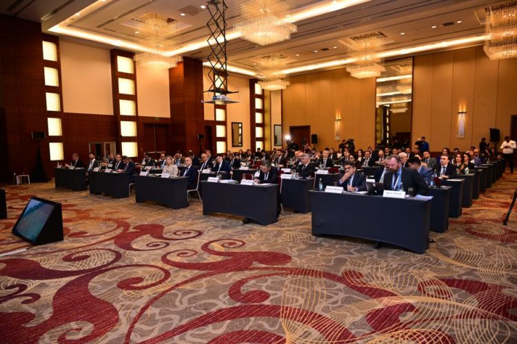 Bakıda Azərbaycan-ABŞ Beyin Mərkəzlərinin Birinci Forumu keçirilib<font color='red'> - YENİLƏNİB</font>