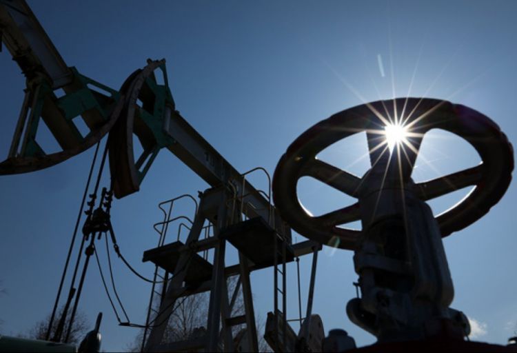 Rusiya neftinin ixracı rekord həddə düşüb