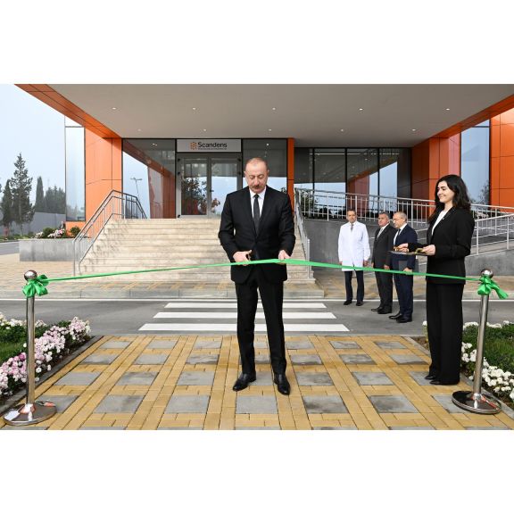 Prezident İlham Əliyev dərman preparatları istehsalı müəssisəsinin açılışında iştirak edib<font color=red> - FOTOLAR</font>