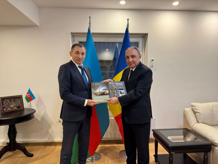 Baş prokuror Kəmran Əliyevin rəhbərlik etdiyi nümayəndə heyəti Buxarestdə işğüzar səfərdədir<font color=red> - FOTOLAR</font>