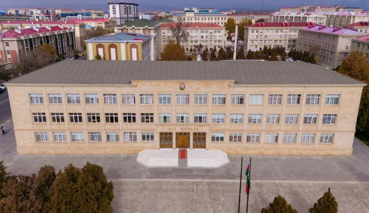 Naxçıvan Muxtar Respublikası səhiyyə naziri Samiq Sadıxov vəzifəsindən azad olundu