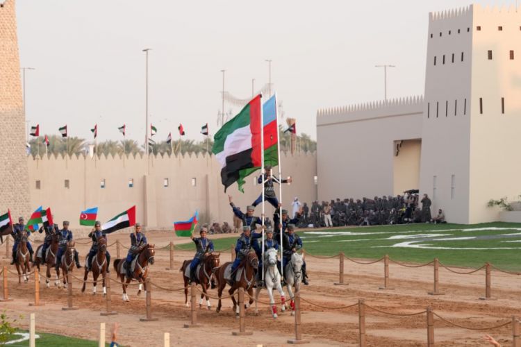 Qarabağ atlarının performansı, milli musiqimiz və rəqslərimiz tamaşaçıları heyran edib<font color=red> - FOTOLAR</font>