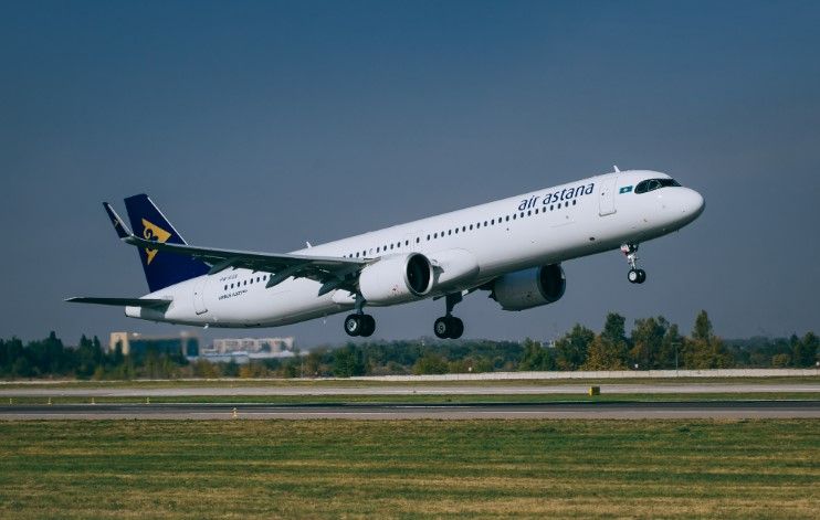 “Air Astana” təyyarəsi qəza siqnalı verərək Almatıda təcili eniş edib