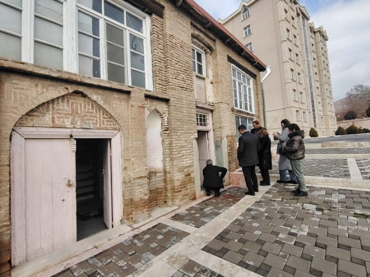 Naxçıvandakı bir sıra abidələrdə qüsurlar aşkarlanıb<font color=red> - FOTOLAR</font>