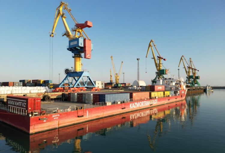 Bu ilin on ayında Azərbaycan ilə Qazaxıstan arasında ticarət dövriyyəsi 385 milyon dolları keçib