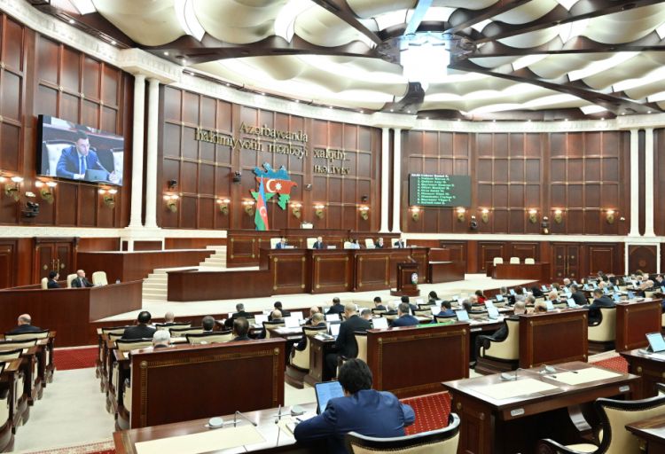 Milli Məclis Avropa Parlamentinin qətnaməsi ilə bağlı bəyanat qəbul edib