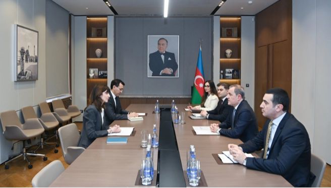 Ceyhun Bayramov diplomatik fəaliyyəti başa çatan Vladanka Andreyevanı qəbul edib<font color=red> - FOTOLAR</font>