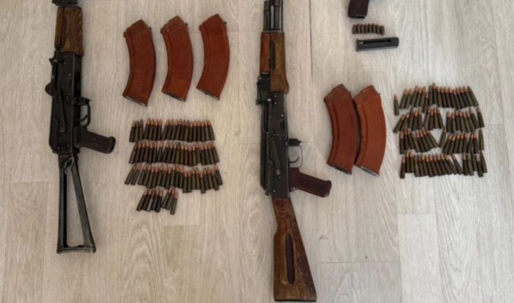 Azərbaycanda silah alveri edən cinayətkar dəstənin üzvləri tutulub