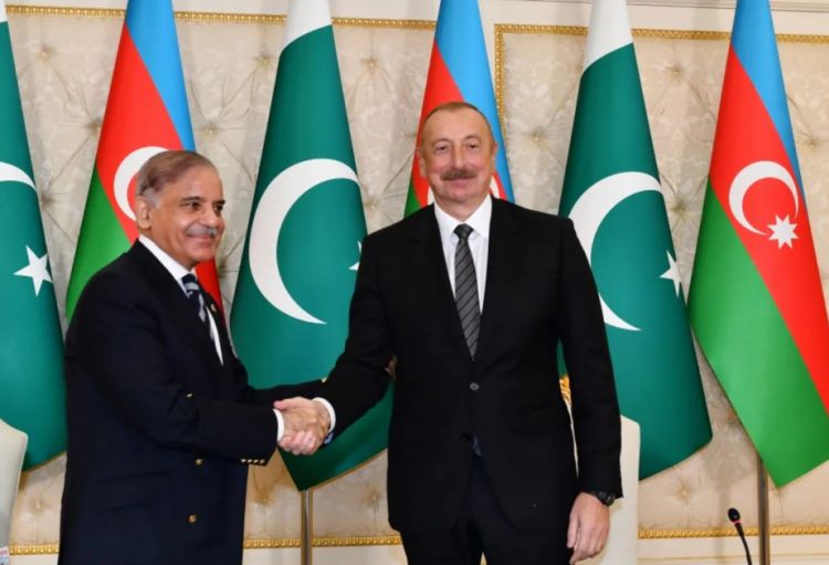 Pakistanın DND agentliyi: 2025-ci ildə müdafiə gündəmində Azərbaycanla əməkdaşlıq əsas yer tutub