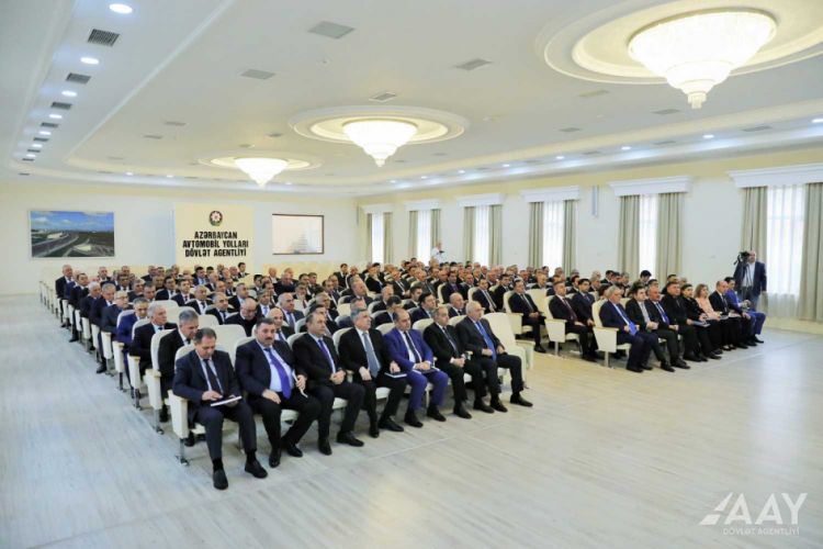 Azad edilmiş ərazilərdə uzunluğu 3700 kilometrdən çox olan avtomobil yolları inşa olunur<font color=red> - FOTOLAR</font>