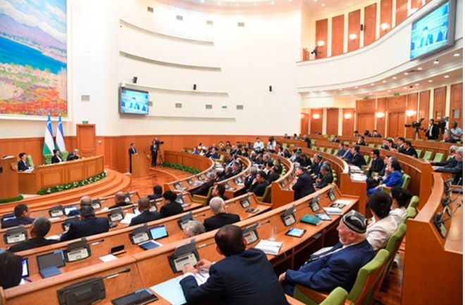 Özbəkistan Parlamenti Azərbaycanla sazişlərin icrasını müzakirə edib