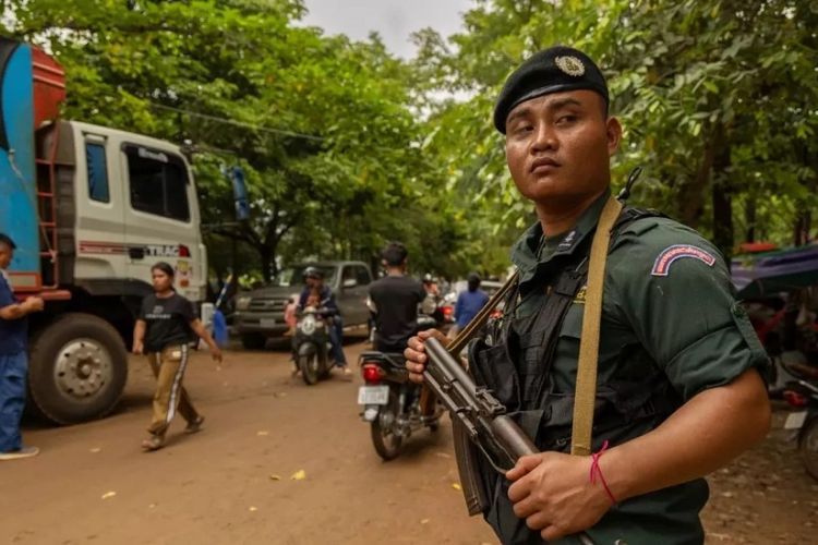 Tailand kambocalı əsirlərin azad edilməsini təxirə salıb