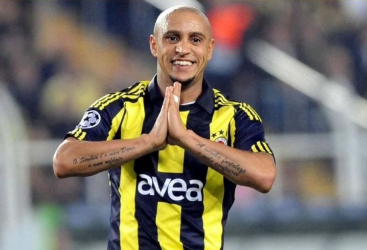 Əfsanəvi futbolçu Roberto Karlos xəstəxanaya yerləşdirilib
