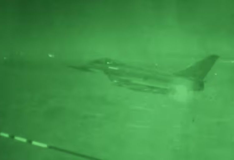 Fransa və Böyük Britaniya Suriyada İŞİD-ə qarşı birgə hava zərbələri endirib