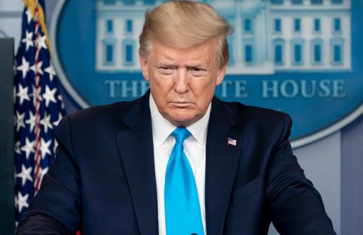 ABŞ Prezidenti: Kuba hakimiyyəti süquta yaxındır