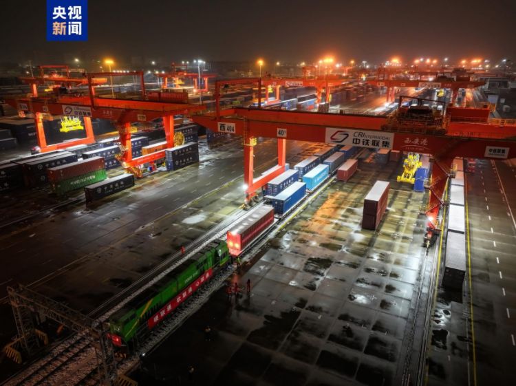 Çindən Orta Dəhliz vasitəsilə ilin ilk qatarı Azərbaycana doğru yola düşüb