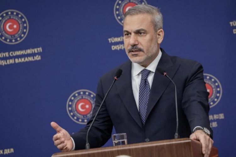 Hakan Fidan: Qəzzada sığınacaq imkanları yaradılmalıdır