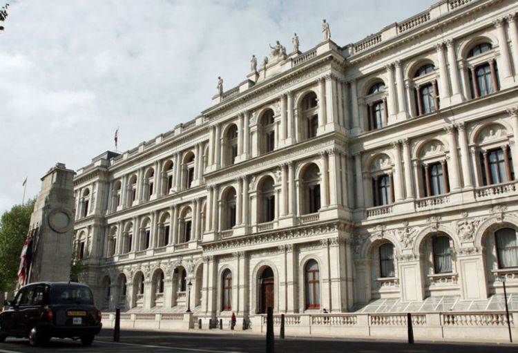 Böyük Britaniya neft tankerinin ələ keçirilməsində ABŞ-a dəstək verib