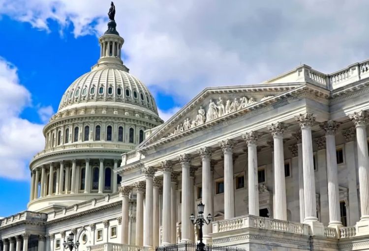 ABŞ Senatında Trampın Venesuelaya qarşı daha çox hücum etmək qabiliyyətini məhdudlaşdıran qətnamə üzrə səsvermə keçiriləcək