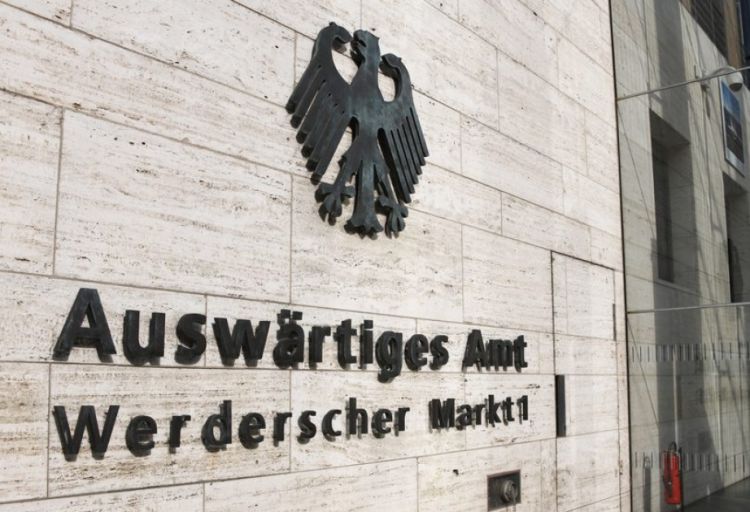 Almaniya XİN Azərbaycandan Ermənistana neft məhsullarının növbəti partiyasının göndərilməsini yüksək qiymətləndirib