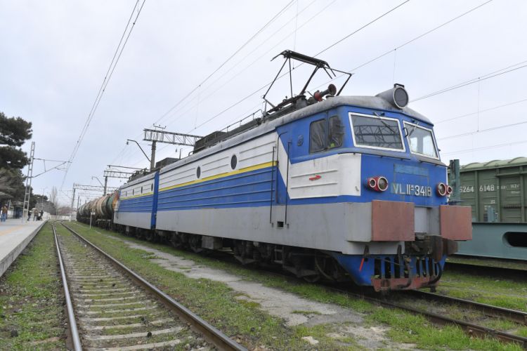 Bakıdan neft məhsullarının növbəti partiyası Ermənistana yola salınıb<font color=red> - VİDEO</font>