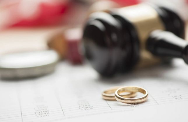 Keçən il Azərbaycanda nikah və boşanmaların sayı azalıb