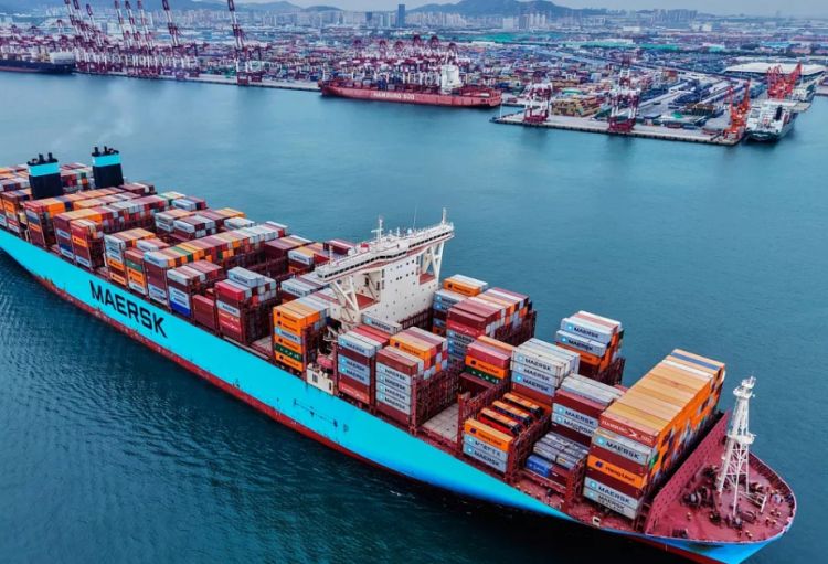 Pekin ABŞ-la ticarət dövriyyəsinin azalmasının miqyasını qiymətləndirib