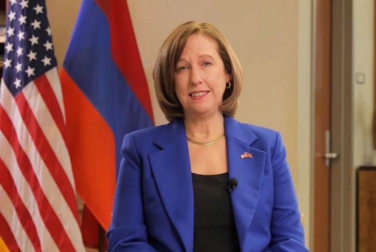 ABŞ səfiri: Sülh prosesinin məntiqi nəticəsi üçün Bakı və İrəvanla iş aparırıq