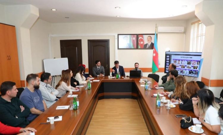 Teleradio Akademiyasında “Mediada Azərbaycan dili” mövzusunda təlimlərin növbəti mərhələsi təşkil olunub<font color=red> - FOTOLAR</font>