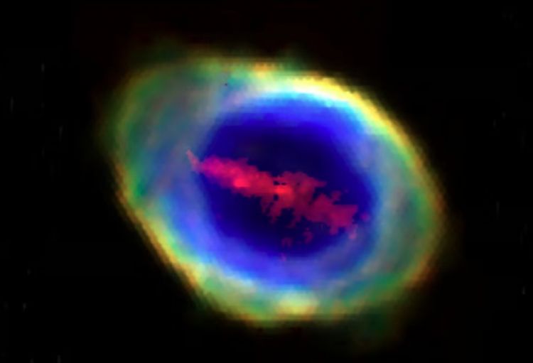 Astronomlar Nebula halqasında çubuq şəklində dəmir atom buludu kəşf ediblər