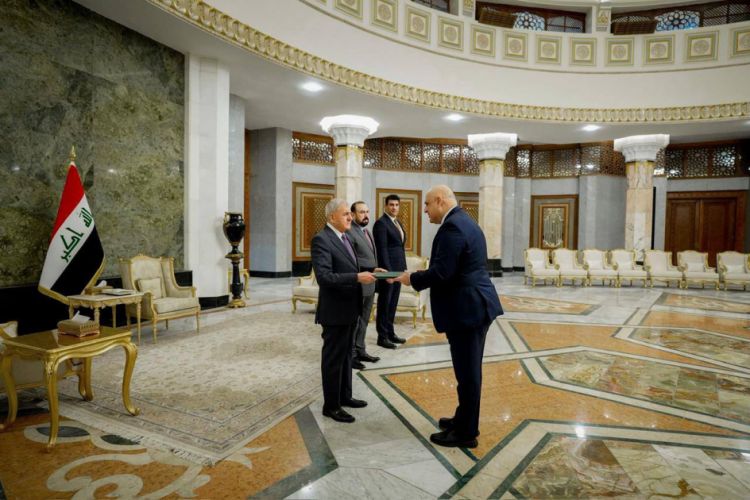 Azərbaycan səfiri etimadnaməsini İraq Prezidentinə təqdim edib<font color=red> - FOTOLAR</font>