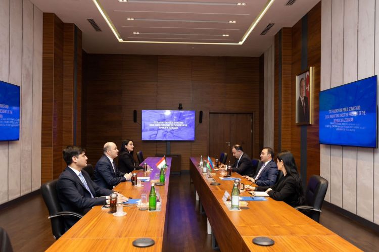 Tacikistan səfiri "ASAN xidmət"də<font color=red> - FOTOLAR</font>