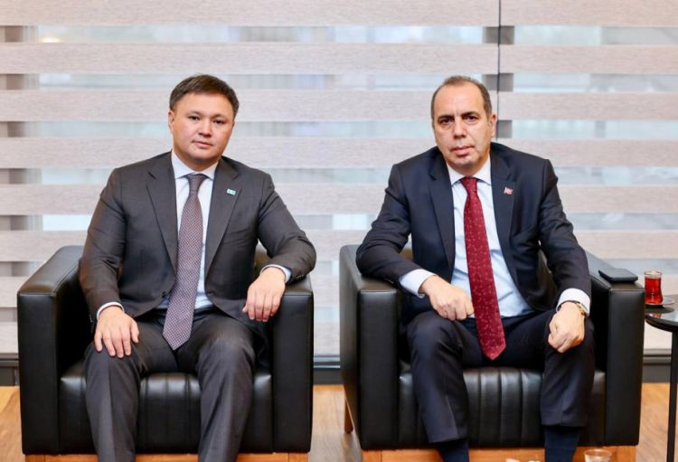 Türkiyənin neft şirkətləri Qazaxıstanın “Böyük Jambıl” layihəsini qiymətləndirir