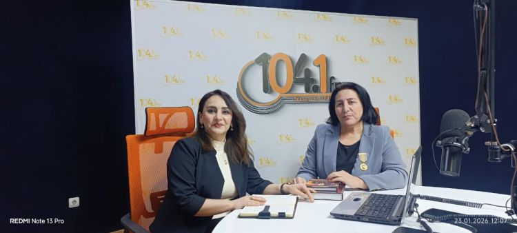 Qələmi ilə taleyini yazan qadın...