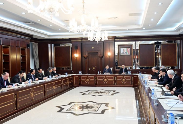Parlamentin İqtisadi siyasət, sənaye və sahibkarlıq komitəsinin iclası keçirilib