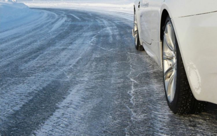 Polis yolların buz bağlaması ehtimalı ilə bağlı xəbərdarlıq edib