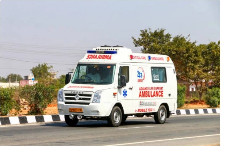 Hindistanda gil karxanasının çökməsi nəticəsində üç nəfər ölüb