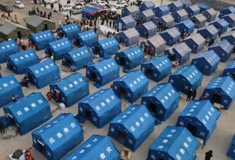 Çində zəlzələyə görə 20 min insan təxliyə edilib